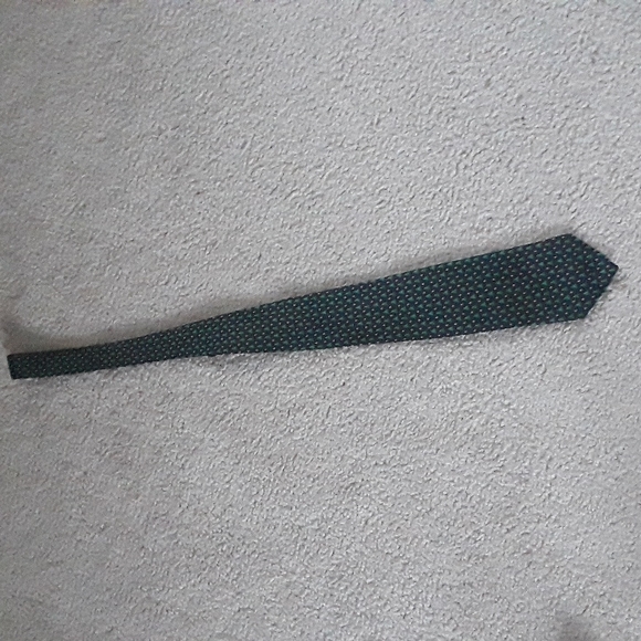 Brooks Brother tie man - Picture 1 of 7